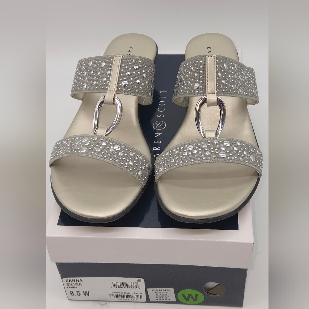 Karen Scott Eanna Silver/Gray Sandals